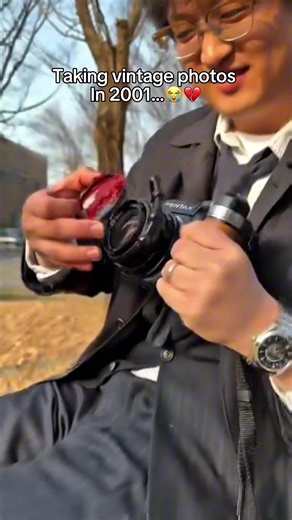 Capture Moments with Mini Cam: Easy and Fun Photography