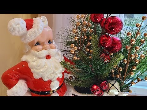 VINTAGE CHRISTMAS RETRO HOME TOUR Part 1, Living Room of Thrifted Vintage Holiday Décor with Music