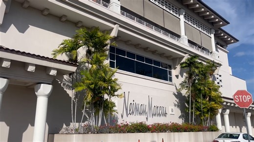 Honolulu’s Neiman Marcus store, Mariposa restaurant to close