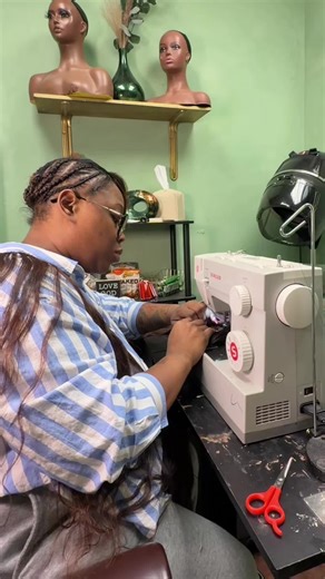 Custom U-Part wig✨ This is for the girls who don’t like sew ins because of tension and glue ins just aren’t for you. I treat this hair experience just like the others. Shampoo, end trim, wig construction, and flawless insulation 🔗in bio to book your next hair experience. #upartwig #atlwigs #atlsewins #atlquickweaves #fyp