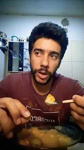 como a mesma comida dos cães ultimamente