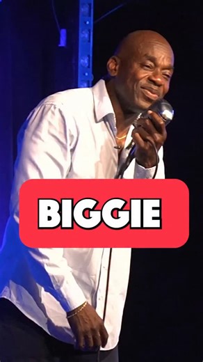 Je vanne tout le monde, mais bon... Biggie quoi ! 📍@theatrelerepublique #comedy #onemanshow #Paris #Patson #baltazar #comedien #standup #spectacle #parisjetaime #standupcomedy #humour | Patson Officiel