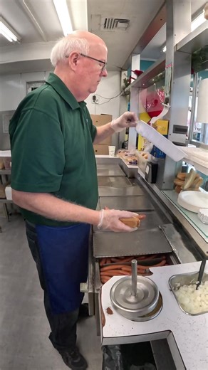 Hanks Franks (@hanksfranksofficial)’s videos with original sound - Hanks Franks