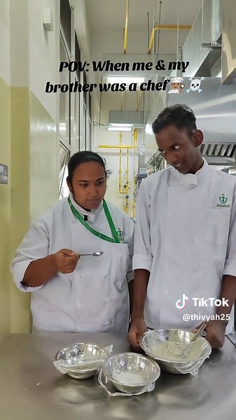 Tag your chef friend 👨🏽‍🍳#fyppppppppppppppppppppppp #fyp #fypシ゚ #fypppppppppppppp #chef #culinary #brother #sister #1million #1millionviews #100k #fypage #fypp #fyp #cheflife #roshan #culinarystudent #thivyah25 #comedyvideo #comedyvideotamil #thalaivamoviecomedy #thalapathy #vijay #tvk #thalaivamovie Chef@Roshan_01🤍.