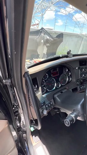 Key Things to Consider Before Purchasing a Truck with a PACCAR Engine