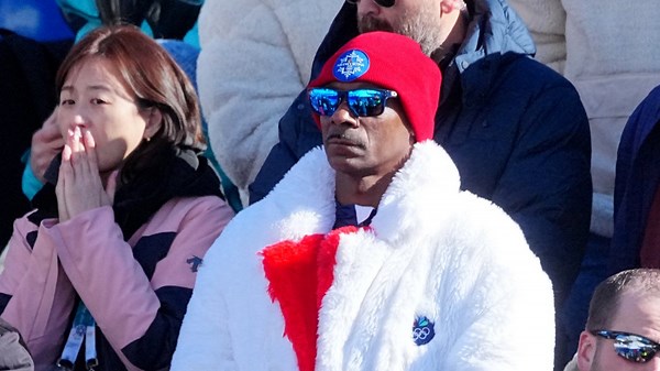 See It: Snoop Dogg pays homage to Chole Kim with an iconic jacket