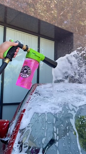 Get your foam on with the TORQ Foam Blaster 6 Pro! 🫧 The TORQ Foam Blaster 6 Pro is an innovative foam gun that connects directly to your standard garden hose, eliminating the need for any additional equipment. Its powerful adjustable big mouth nozzle delivers thick, deep-cleaning foam that clings to your vehicle, lifting away dirt and grime effortlessly. The adjustable foam nozzle allows you to customize the spray pattern between vertical and horizontal, ensuring the best cleaning coverage for