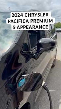 2024 Chrysler Pacifica Hybrid in Ottawa