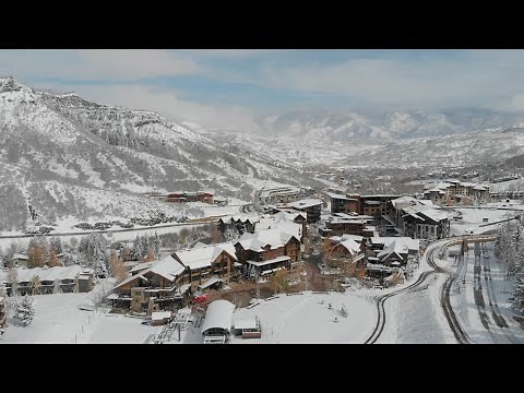 OUR FIRST SNOW | Snowmass Village, Colorado 2020