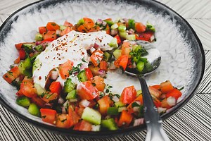 Turkish Salad (Shepherd Salad) | cookeatworld.com