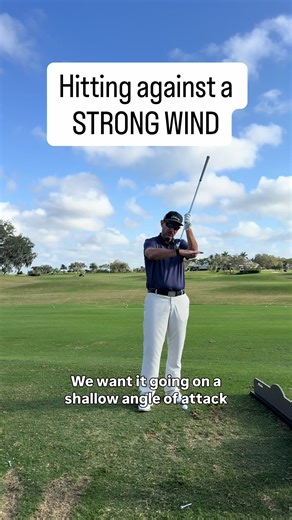 Hitting golf ball against strong wind 🏌🏻‍♂️⛳️#golf #golftiktok
