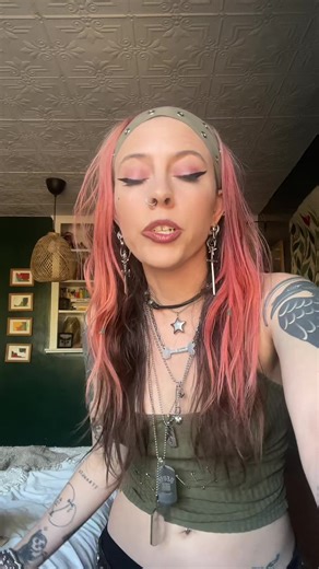 #greenscreen | greenscreen