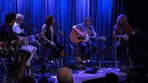Foreigner - Waiting For A Girl Like You (Acoustic Live from the GRAMMY Museum) | Flash Back, Rock, Pop, Wave & Synth