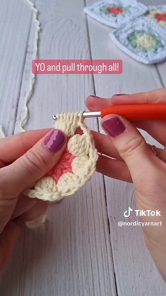 How to Crochet 5 Petal Flower Granny Square with dc5tog