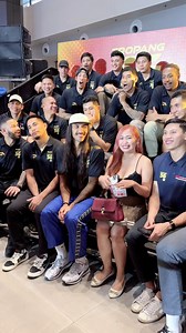 2.7K views · 3K reactions | One of my unforgettable moments finally, nakapagpapicture ako kasama ang buong TNT Tropang5G team! 李 Grabe, sobrang saya na makita silang magkakasama in one frame. Sayang lang, wala si idol Kelly Williams at The Blur Jayson Castro  Pero solid pa rin ang experience!  | Summer Vlogs Lyka Mae | Facebook