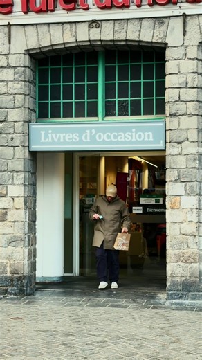 Le petit plaisir qui fait du bien... 🎁 Et vous, vous avez craqué sur quoi avec votre carte de Noël ? | Carte cadeau illicado