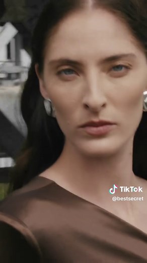 Full looks that exude elegance. 📹 @szymon___goslawski #BESTSECRET
