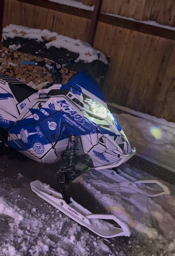 Polaris KHOAS 850 Snowmobile Ride Highlights