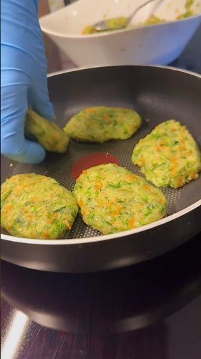 Perfect crispy fritters every single time #vegetarian #easyrecipe