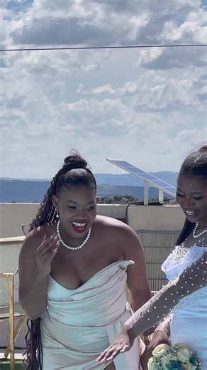 How we usually shoot our weddings, behind the scenes ✈️✈️✈️🎉🎉🎉🤬#mzansiweddings #fypシ゚ #lesothotiktok🇱🇸🇱🇸🇱🇸 #HappilyEverAfter #love @Kingdom Tourist @Johnydo @Don Chaklo 🔹