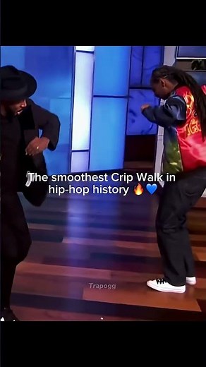 When #snoopdogg hits the Crip Walk, the crowd goes wild 🔥💙…#hiphop #trendingshorts #popculture
