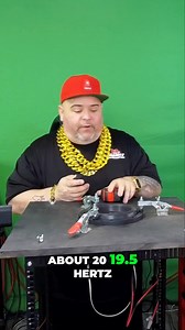 Watch as we explore the mesmerizing world of sound frequencies and their visual representation! Witness the beauty of 19.5 Hertz brought to life. #SoundWaves #Frequency #Visualization #Science #Experiment #Physics #Resonance #Vibration #Amazing #Art | B2 audio