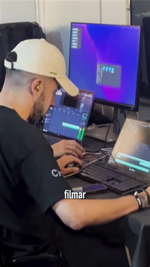 ¿ Como firmamos el @cosquinrock en 2 días? 📹 Produ @mvcreators en ig #cosquín #cosquínrock #filmmaking