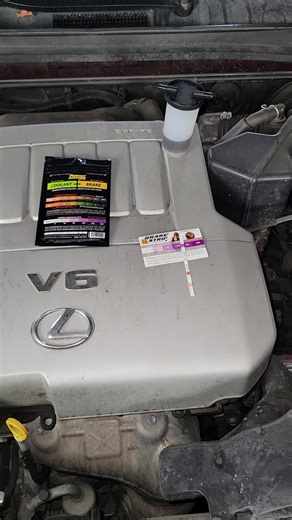 🛑🚗 Quick & Easy Brake Fluid Test! 🧪💧 Using the Phoenix Systems Double-Ended Test Strips, I show you how to check your brake fluid for corrosion in seconds! It’s super simple and can save you from costly repairs. Corrosion in the brake fluid can lead to brake failure and dangerous driving conditions, so testing regularly is a must! 👌🔧 Get your 15-pack here: 👉 https://amzn.to/4ewc9WG 👉 Buy sing or 2 test kits Direct from Me: https://www.scottieshobbies.com/goods #CarMaintenance #BrakeCheck