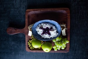 A food affair to remember. Step out of your home to enjoy delicious Indian fare this Republic Day. We’ve got live music and good vibes to make it a happy holiday. | London Taxi | Facebook