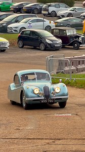 1952 Jaguar XK120 #sportscar #jaguar #classiccar #fblifestyle | Car Spotter DM8