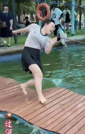 Water Running Challenge: 0% Success, 100% Wet