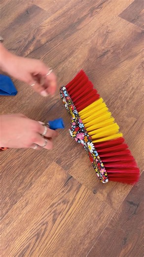 The easy broom fix you need 🧹 🎬 This video was produced by Network Media and Aoos Media | Fix and Feast