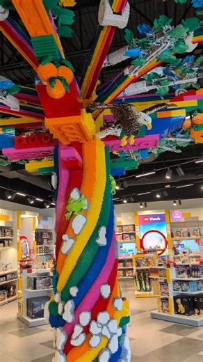 LEGO Tree at LEGOLAND Florida | Beyond the Brick