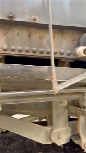 I love the sound of steam even the small leaks #steamlocomotive #trains #railroad #reel #reels #amazing #locomotive | Big Trains