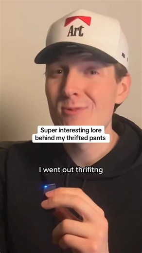 Ryan Thomas on Instagram: "So turns out the brand @royal.robbins has some super interesting lore, glad I did a bit of a deep dive #mensfashion #mensoutfit #thrifted"