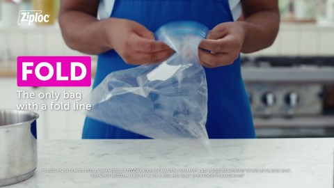 Ziploc Brand Gallon Freezer Storage Bags, Stay Open Design, Easy to Fill, 1 gal, 28 ct