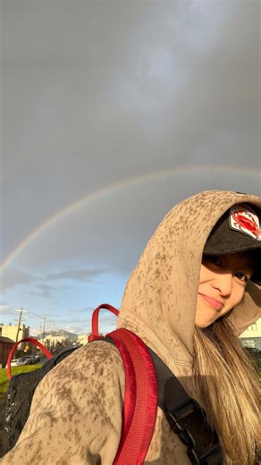 dungeness crabs & instant ramen….FULL vlog on YT!🦀 . . . #crab #crabbing #crabvlog #dungenesscrab #fisherwoman #fishingvlog #fishingtrip #oceanbeach #sanfrancisco | Kaitlyn Bui