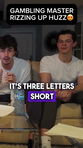 ‪@DDURZZ‬ Gambling Master Rizz? 😂 Sending Hinge Voice Notes! #shorts