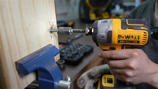 Watch REXBETI Bolt Extractor Nut Remover Set on Amazon Live