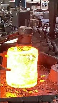 Inside the factory Forging Ring Rolling Process – How Steel Becomes Rings #process #machine #forging