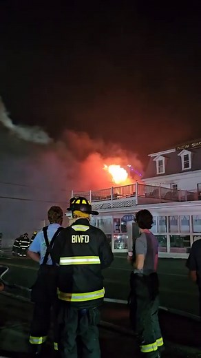 A fire broke out at Harborside Inn on Block Island, prompting emergency response. Block Island, known for its scenic beauty and popular tourist attractions, was struck by a fire in the just before midnight Friday. The blaze, which started around midnight, ravaged the Harborside Inn on Water Street, causing the roof to collapse at approximately 1:30 am. The fire, contained to a single building, posed a significant challenge to emergency crews, who battled the flames for over six hours. More than 