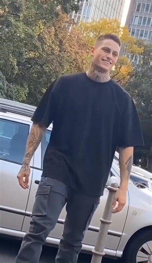 Hair or Hairless?🏋️🍷. #model #modellife #fypシ #reelsfb #fypシ゚viralシ #fashionmodel #viralreelschallenge | Fabién Tietjen