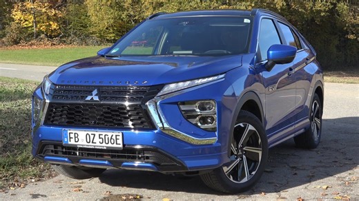 2021 Mitsubishi Eclipse Cross plug in hybrid 4WD (188 PS) test drive