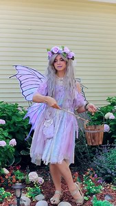 Be on the lookout for fairies tomorrow! 🧚🏻‍♀️ Our bubble blowing fairy will be making an appearance in Cheboygan at Enchanted Knights from 3:30pm-7:30pm. So come meet a fairy, blow some bubbles, do some twirls and enjoy the magical world of Enchanted Knights. They have fantasy goodies for folks of all ages and one of the most magical setups I've ever seen in a store. ✨️ See you there! (This video was filmed a few summers ago at their Mackinaw City location, which is also magical!) #themagiccra