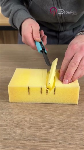 Window sponge cleaning trick #easy #window #cleaning #sponge #trick
