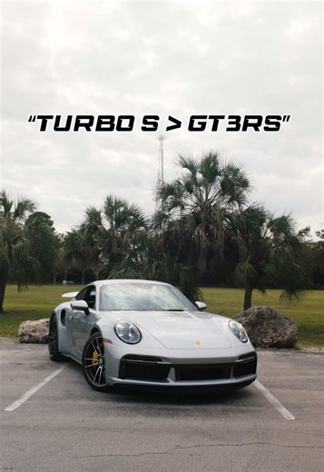 Porsche 992 Turbo S vs GT3 RS: Comfort Meets Performance