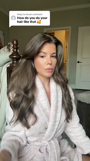Replying to @Anna How I style my hair with a claw clip 🤍 my hair style from the whire dress video #hairstyle #hairtoks #clawclip