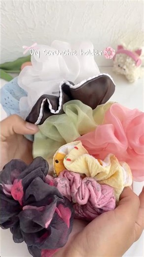 Diy cardboard scrunchie holder😱✨ #diy #craft #shorts #handmade