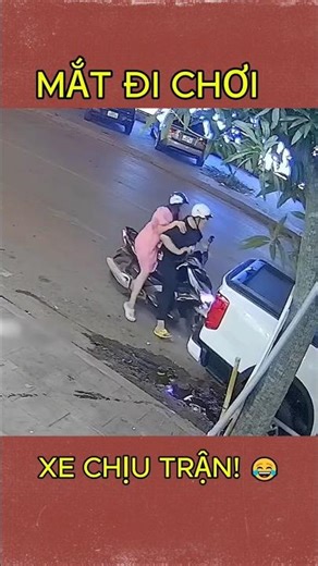 VỢ CHỒNG CÙNG CHÍ HƯỚNG… ĐÂM XE CŨNG PHẢI CÓ ĐÔI! 😂💥.