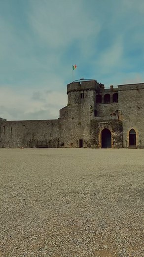 Embark on a medieval voyage through time at @kingjohnscastle in Limerick, Ireland. Witness the grandeur of the past and unravel the secrets of history, one step at a time #LimerickEdgeEmbrace #KingJohnsCastle #Limerick #castle | Limerick.ie